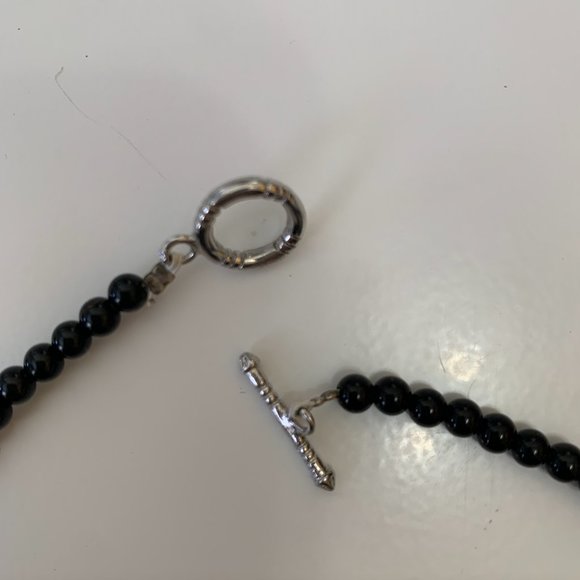 Unusual Black Onyx Necklace and Earrings - Picture 7 of 11